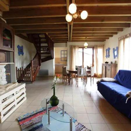 Сasa de vacaciones House Ossau